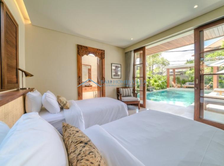 villa 5 bedroom luxury brand new berawa fully ffor sale 19urnished closed living shm imb 